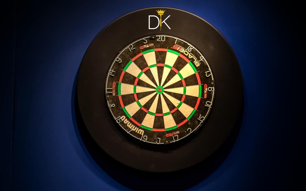 aftrekken Indica schot Dartbord verlichting: 6x de beste verlichting voor darts - DartsKing