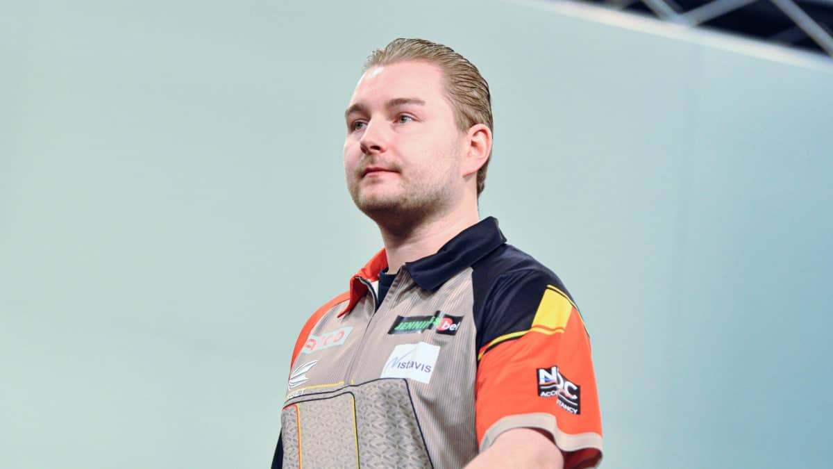 Dimitri Van Den Bergh meldt zich af voor European Darts Grand Prix: dit is waarom