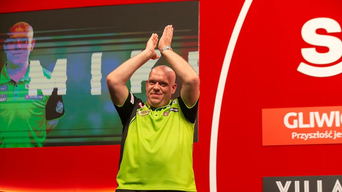 Van Gerwen schittert als vanouds en bereikt halve finale Poland Darts Masters