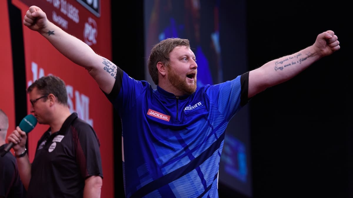 Menzies wint eerste PDC-titel, Chris Landman dichtbij WK Darts-kwalificatie