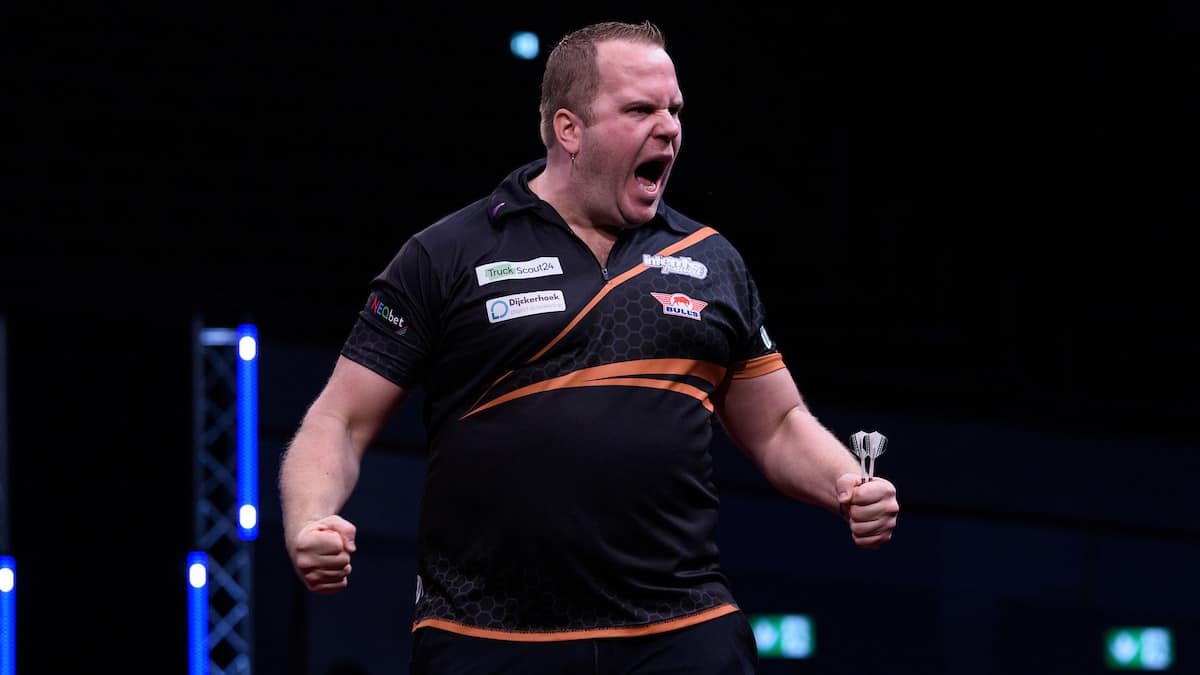 Speelschema EK Darts op zondag: met 3 Nederlanders in kwartfinales