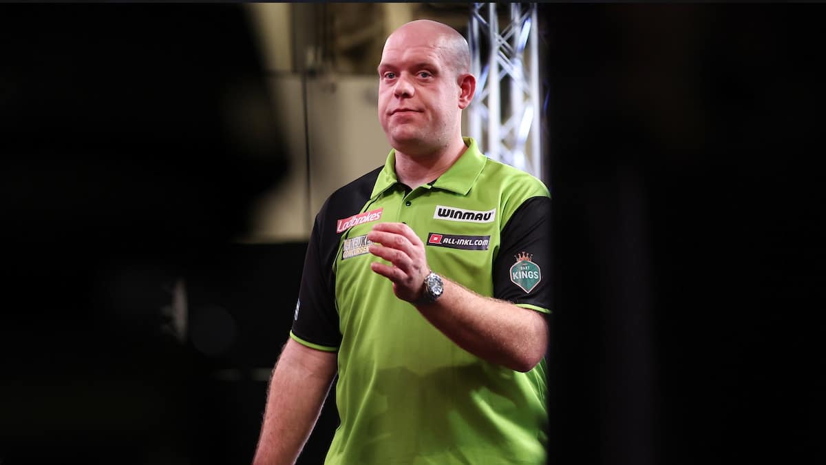Michael van Gerwen meldt zich ook af voor het volgende PDC-toernooi