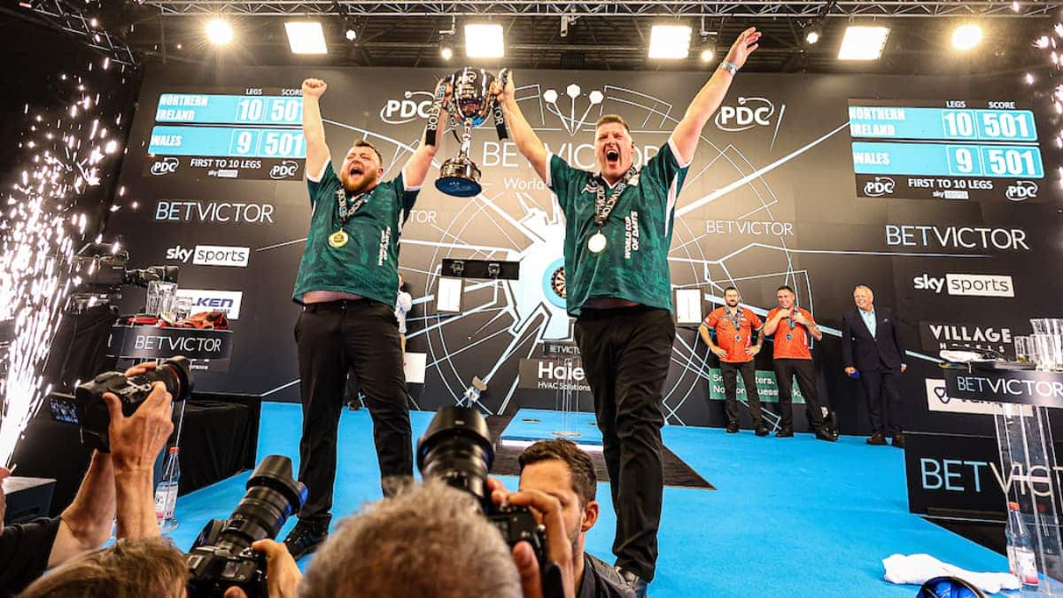Zoveel cashen Gurney en Rock met hun World Cup of Darts-titel