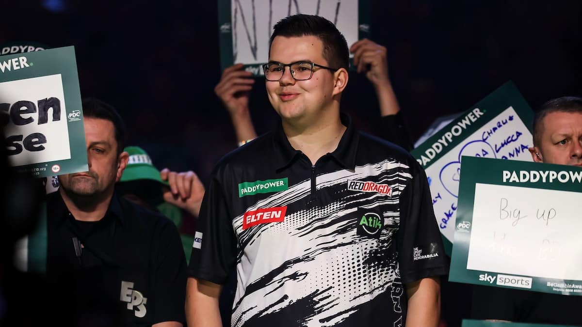 WK-zege in laatste 32 levert Van Veen hoogste positie ooit op PDC Order of Merit op