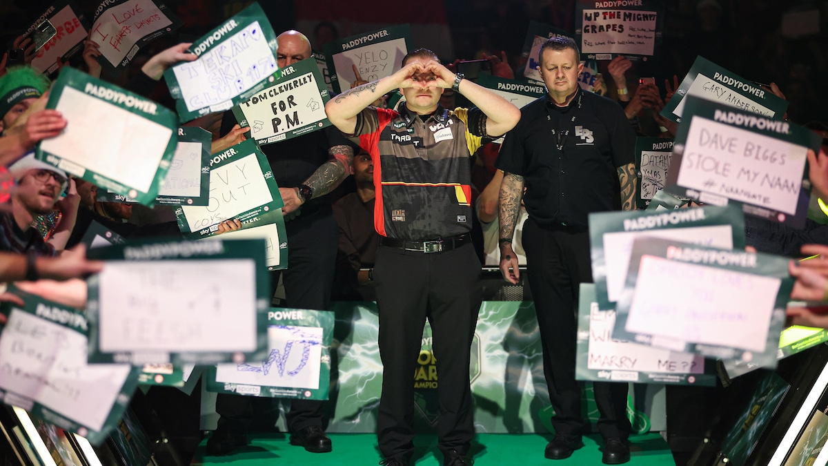 Speelschema WK Darts 2026 op zondag: Nederlanders in actie, Van den Bergh eindelijk terug